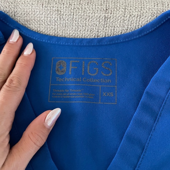 Figs Casma top in Royal Blue size XXS - Picture 4 of 4